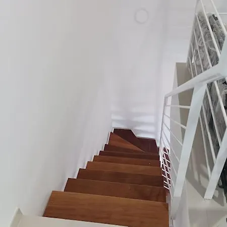 아파트 Balandros 303