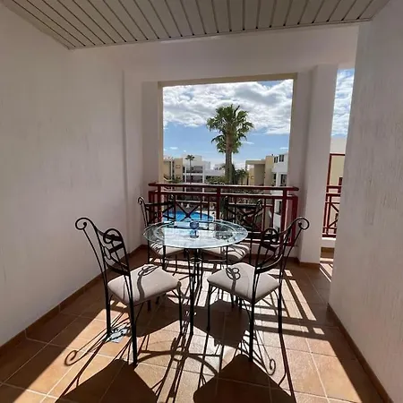 아파트 Balandros 303